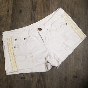 Vanilla Star white cream short shorts size 7